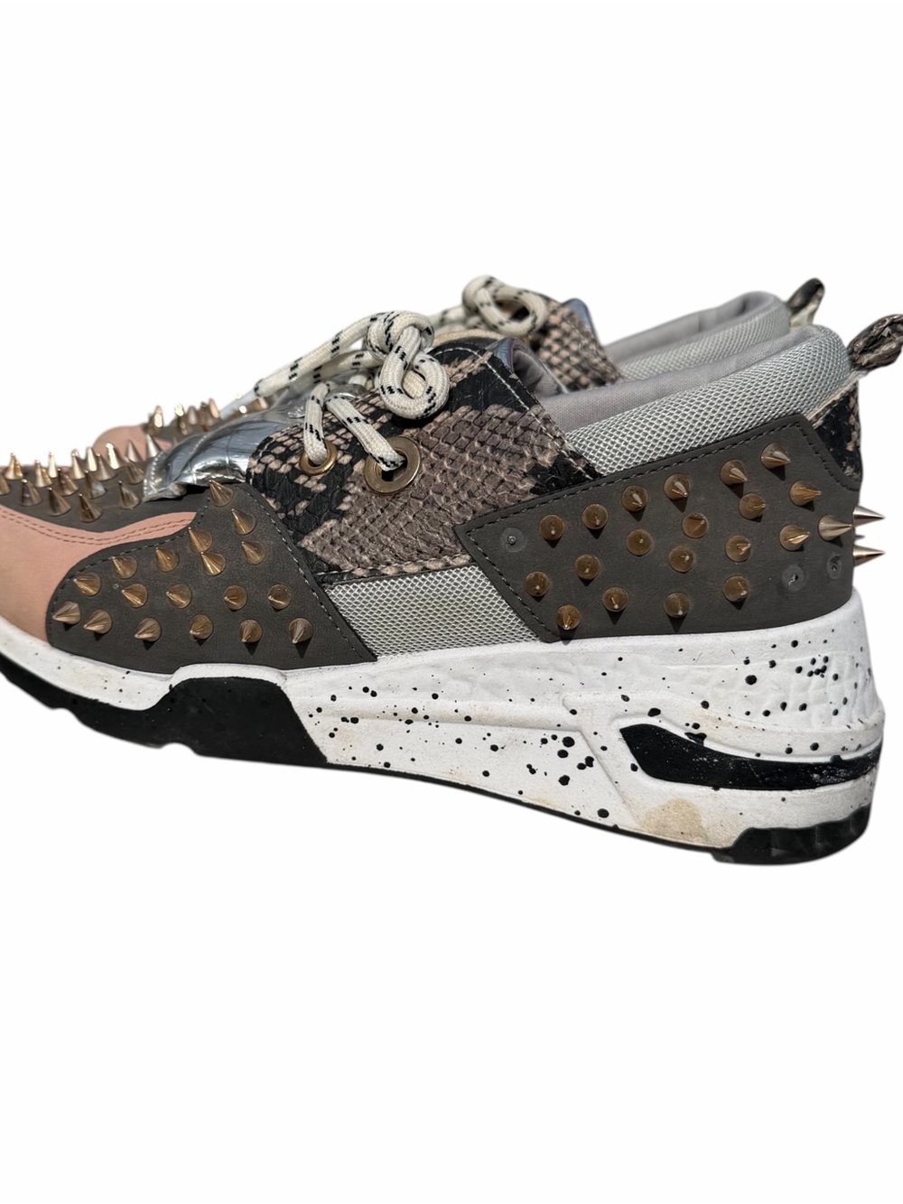 Cape Robbin Saffron Women's Metal Spike Chunky Thick Sole Sneaker (7, Blush)
